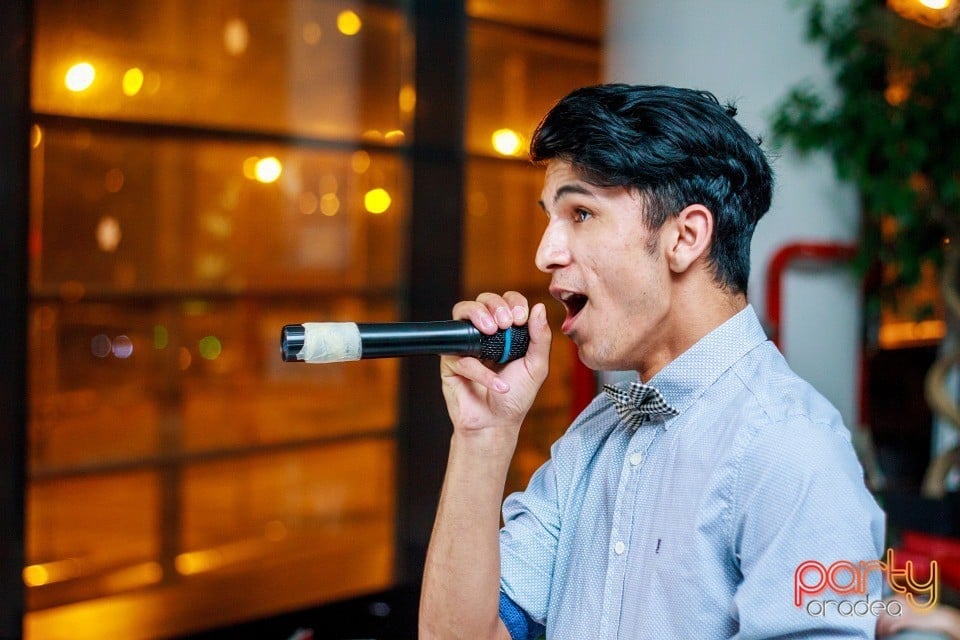 Karaoke Night, 