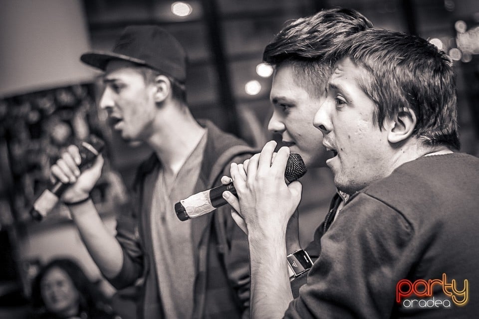 Karaoke Night, 