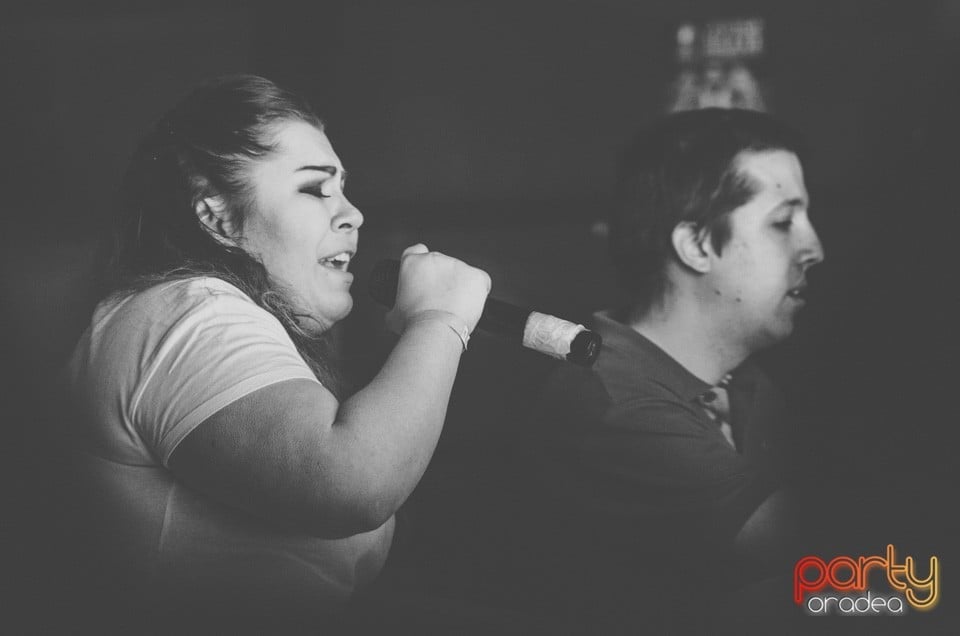 Karaoke Night, 