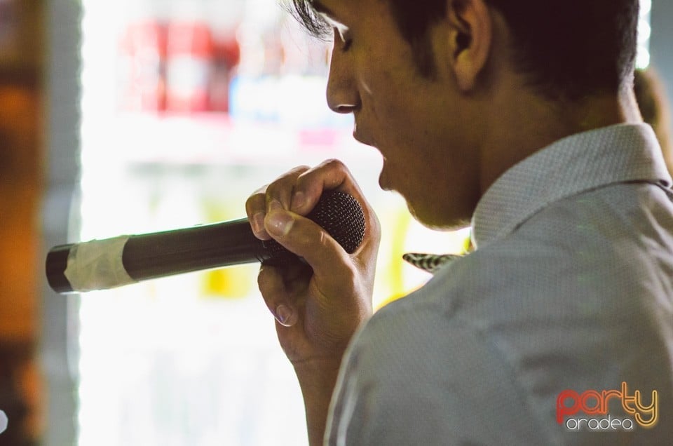 Karaoke Night, 