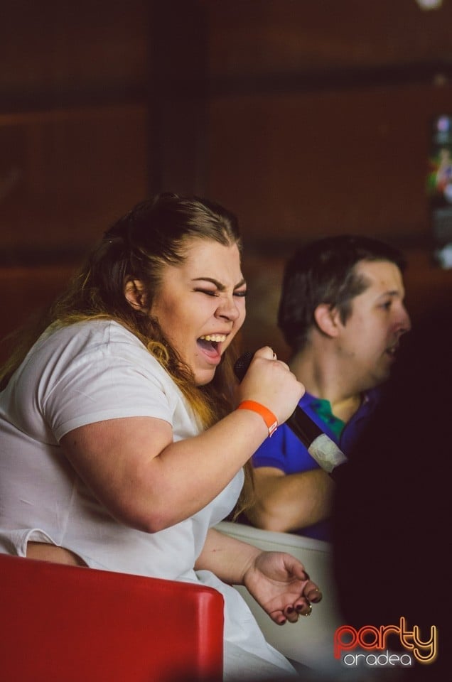 Karaoke Night, 