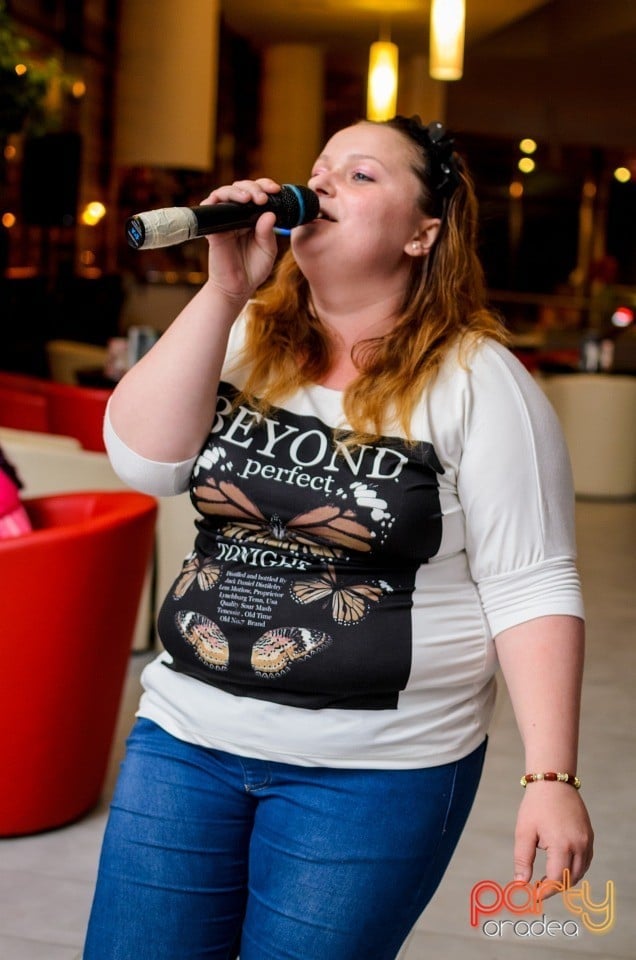 Karaoke Night, 