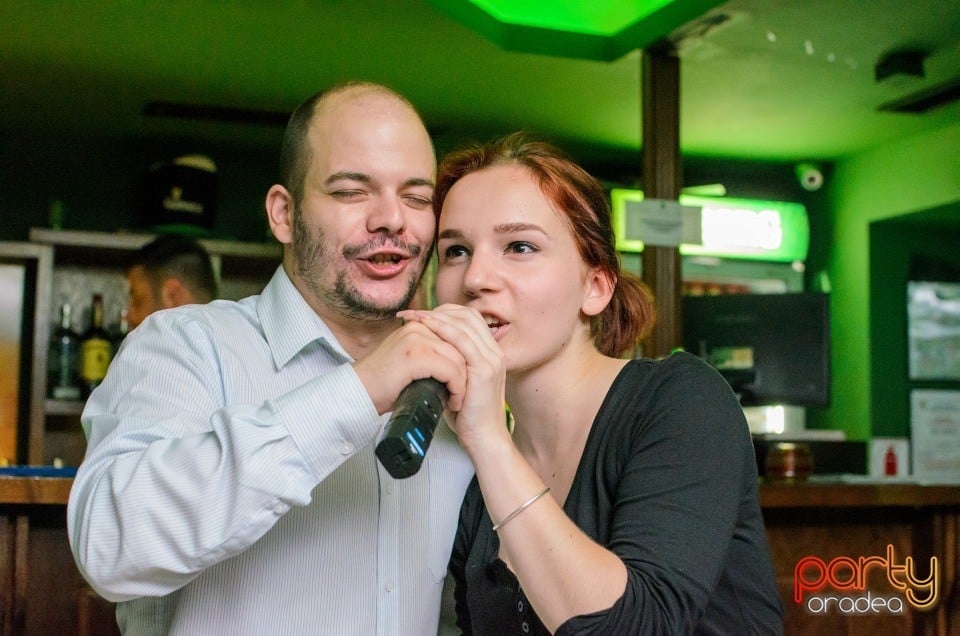 Karaoke Night, Green Pub