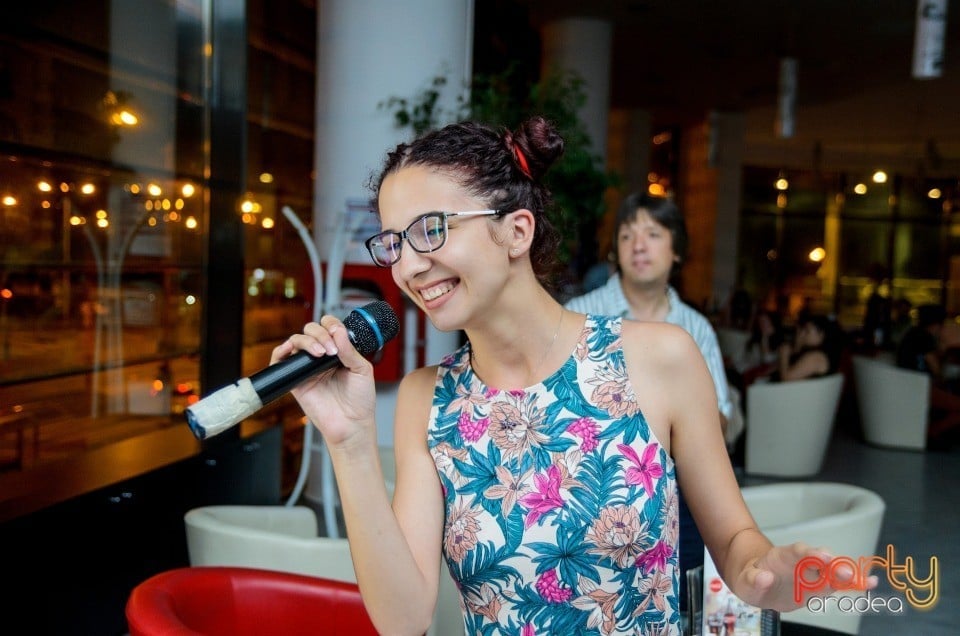 Karaoke Night, 