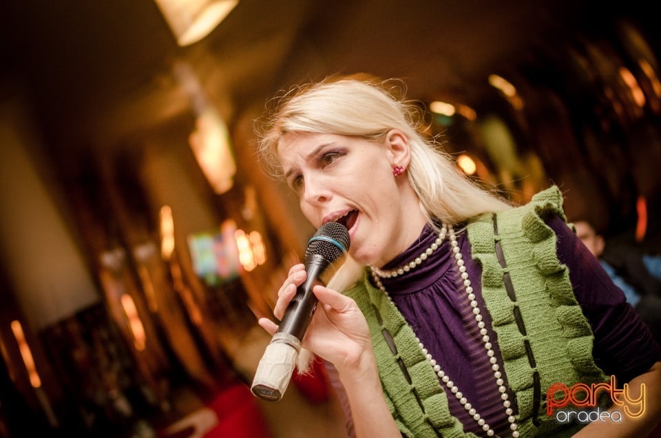 Karaoke Night, 