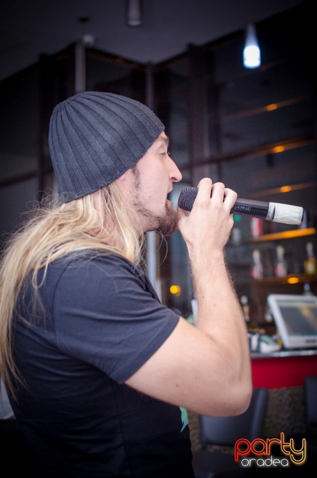 Karaoke Night, 