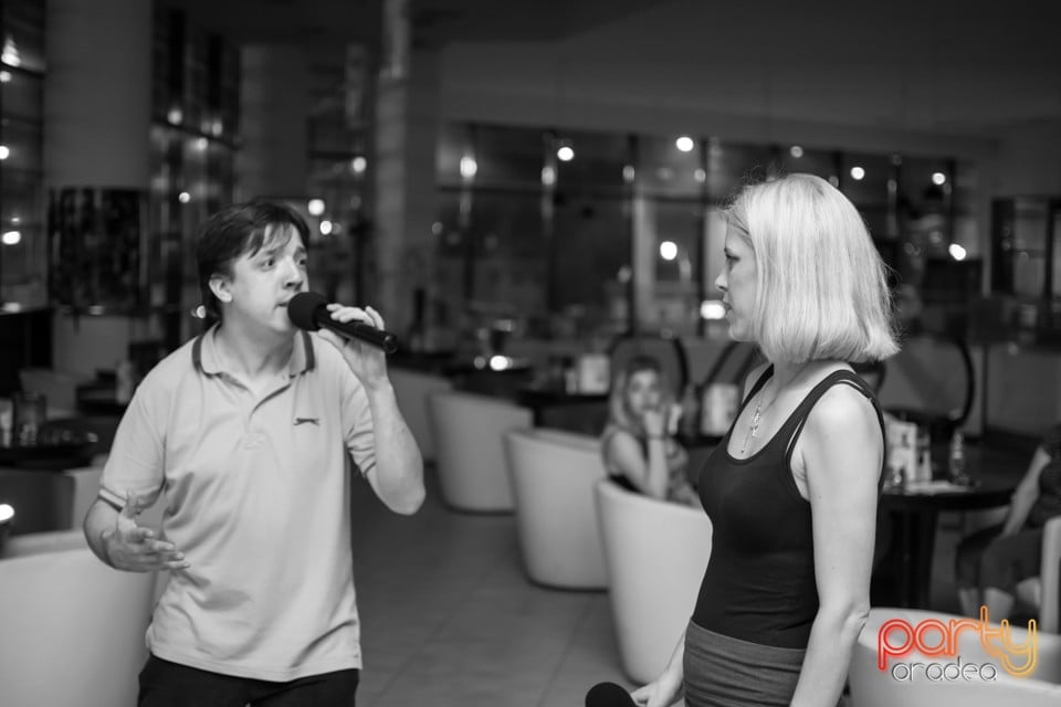 Karaoke Night, 