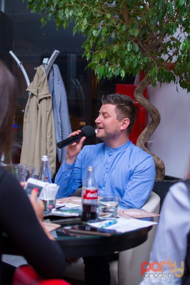 Karaoke Night, 