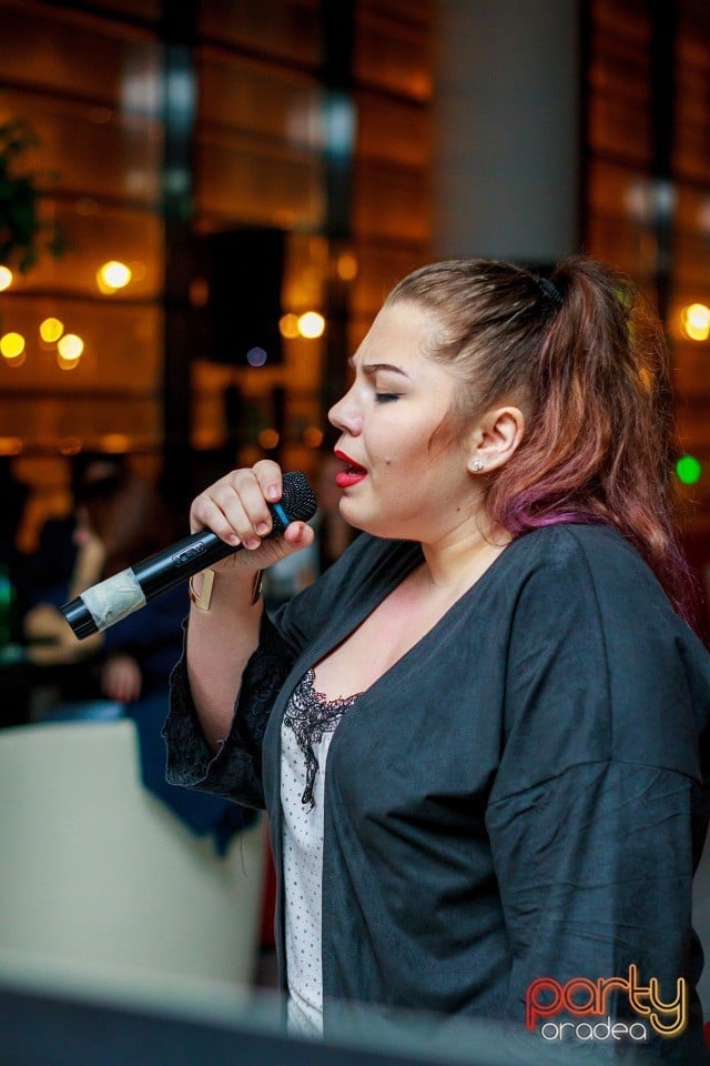 Karaoke Night, 