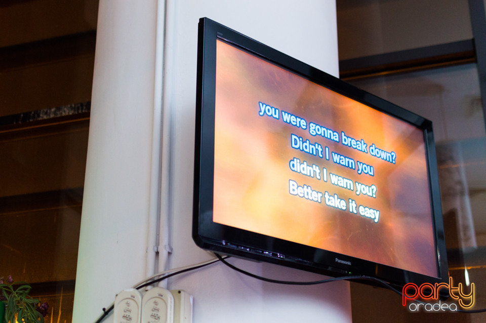 Karaoke Night, 