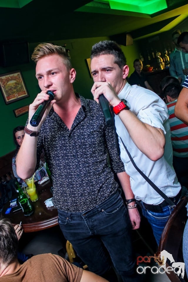 Karaoke night, Green Pub