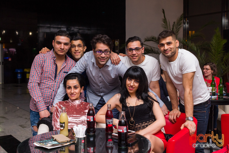 Karaoke Night, 