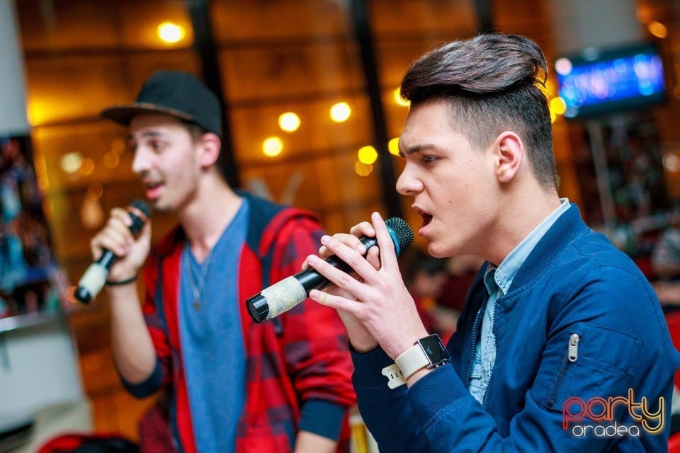 Karaoke Night, 