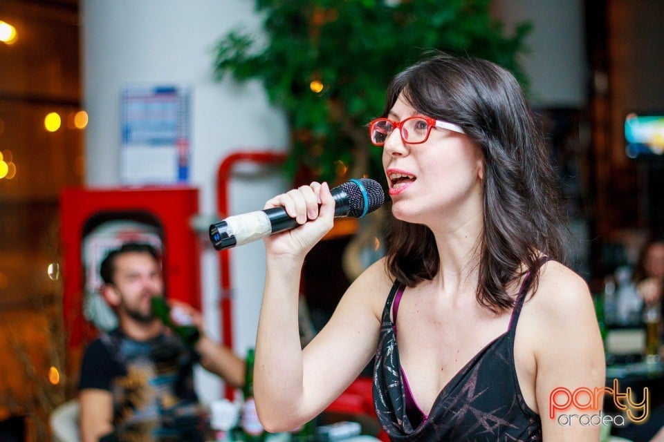 Karaoke Night, 