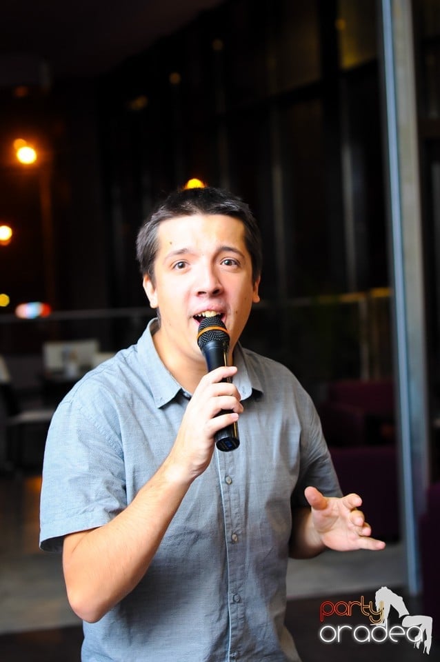 Karaoke night, 