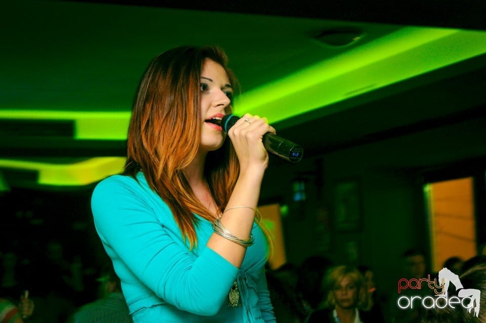 Karaoke night, Green Pub