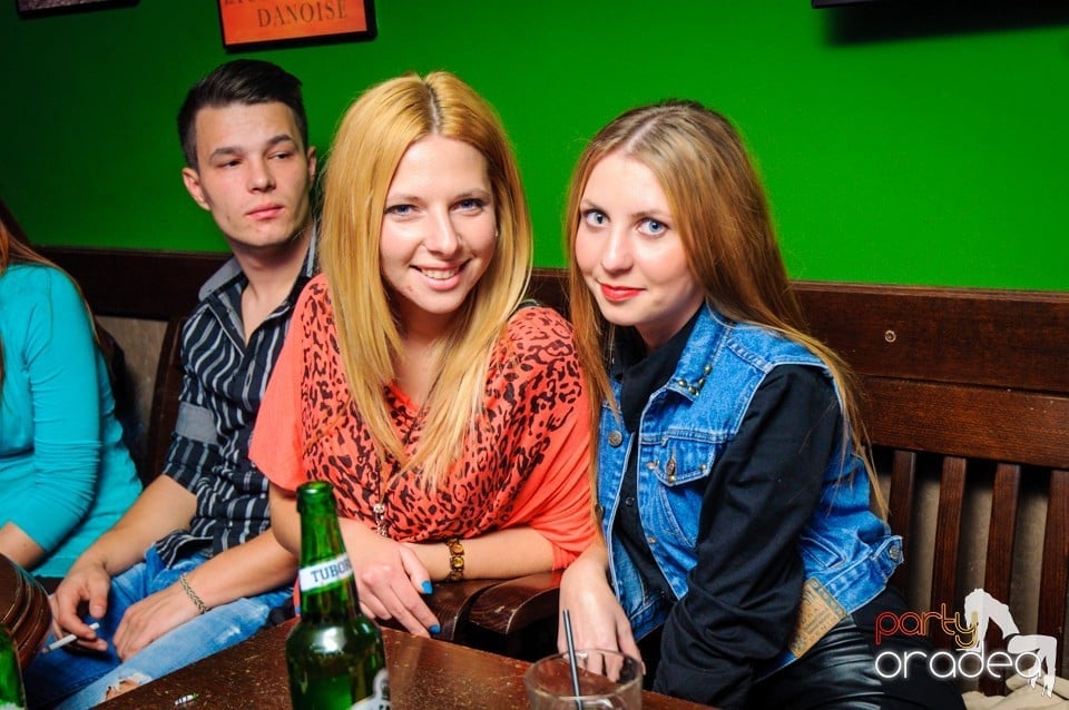 Karaoke night, Green Pub