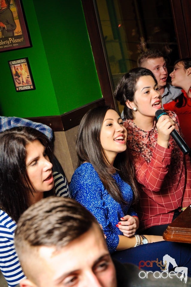 Karaoke night, Green Pub