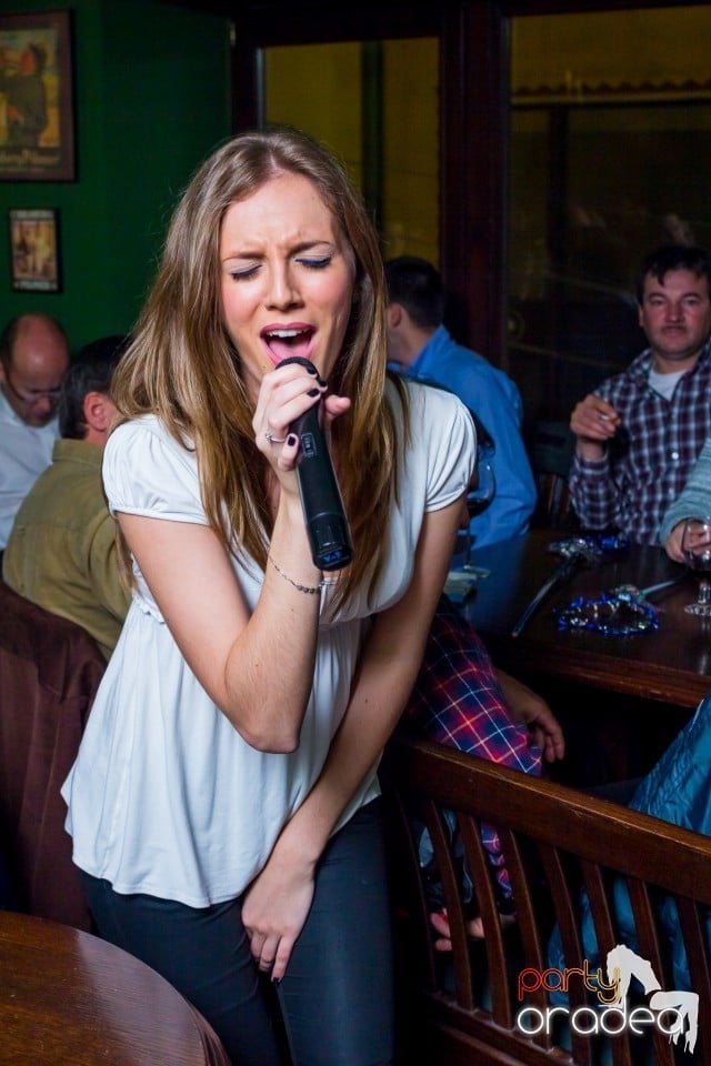 Karaoke night, Green Pub