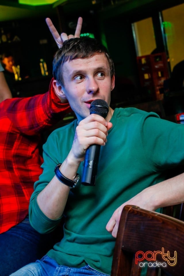 Karaoke night, Green Pub