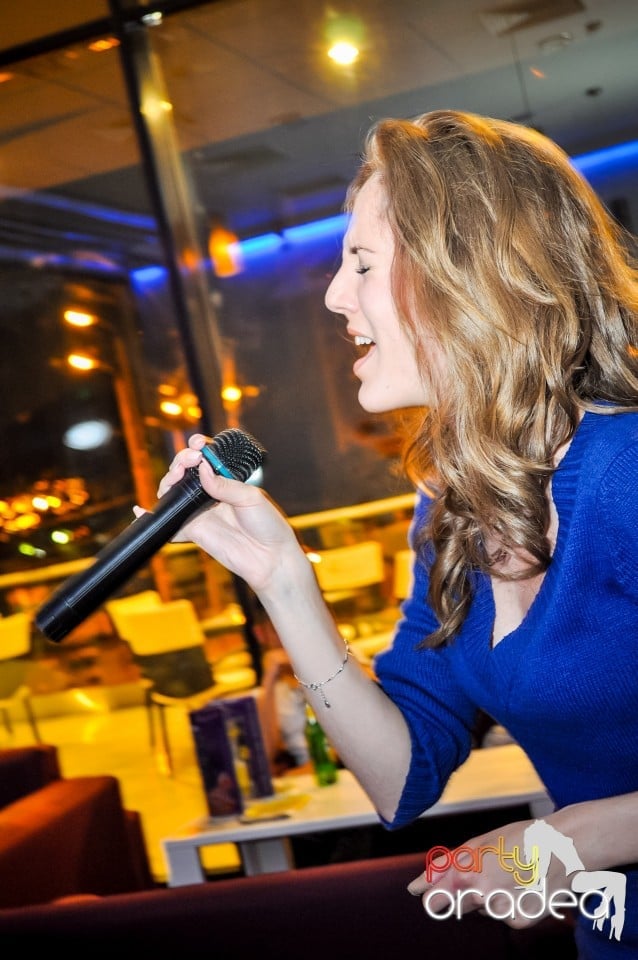Karaoke night, 