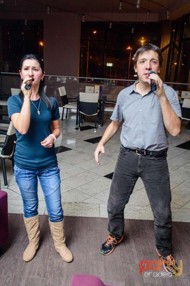 Karaoke night, 