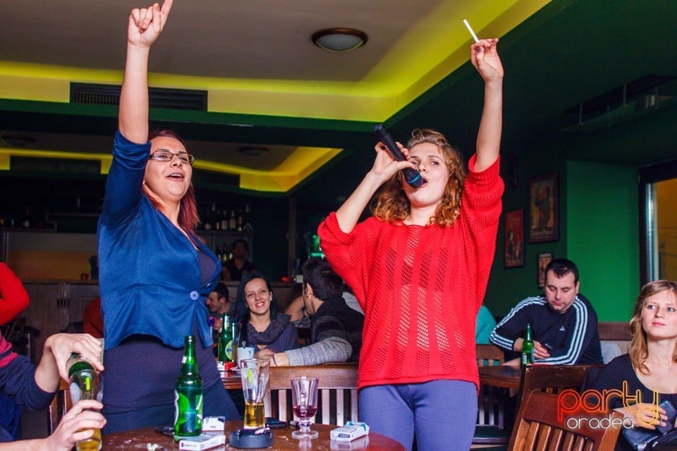 Karaoke night, Green Pub