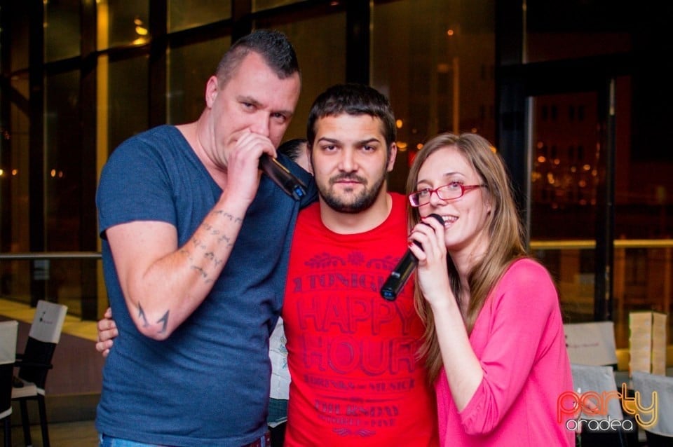 Karaoke night, 