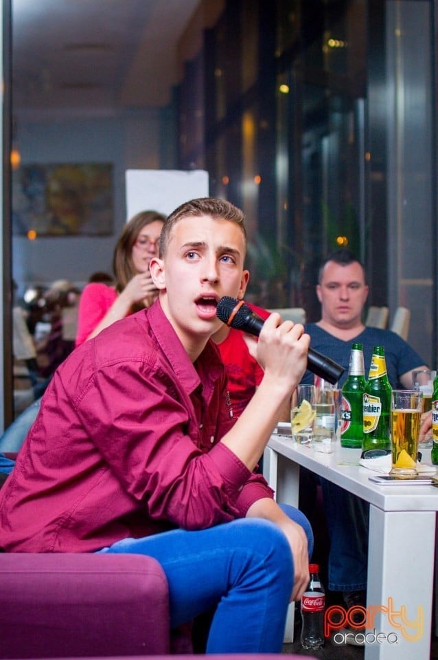 Karaoke night, 