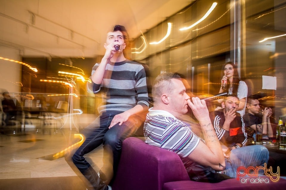 Karaoke Night, 