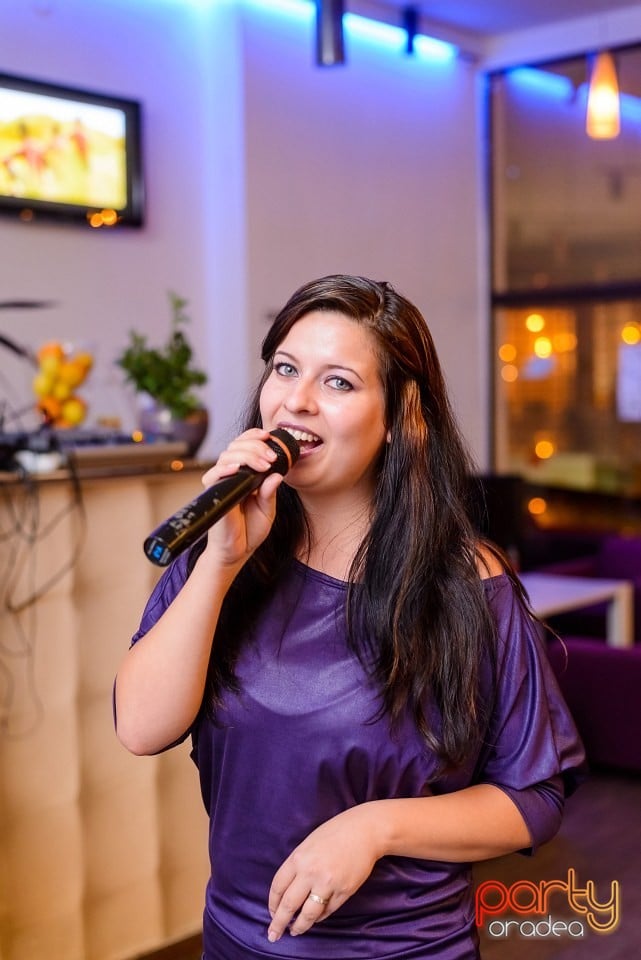 Karaoke Night, 