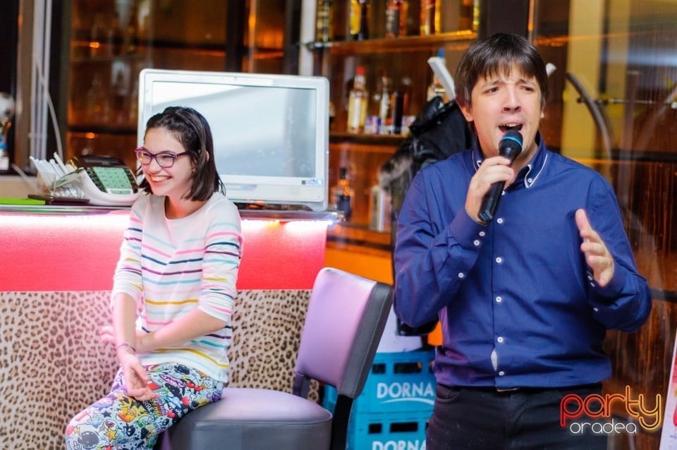 Karaoke Night, 