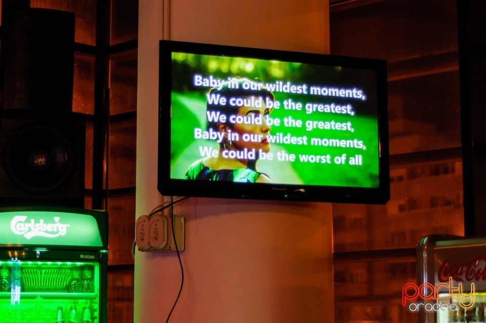 Karaoke Night, 