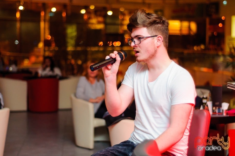 Karaoke Night, 
