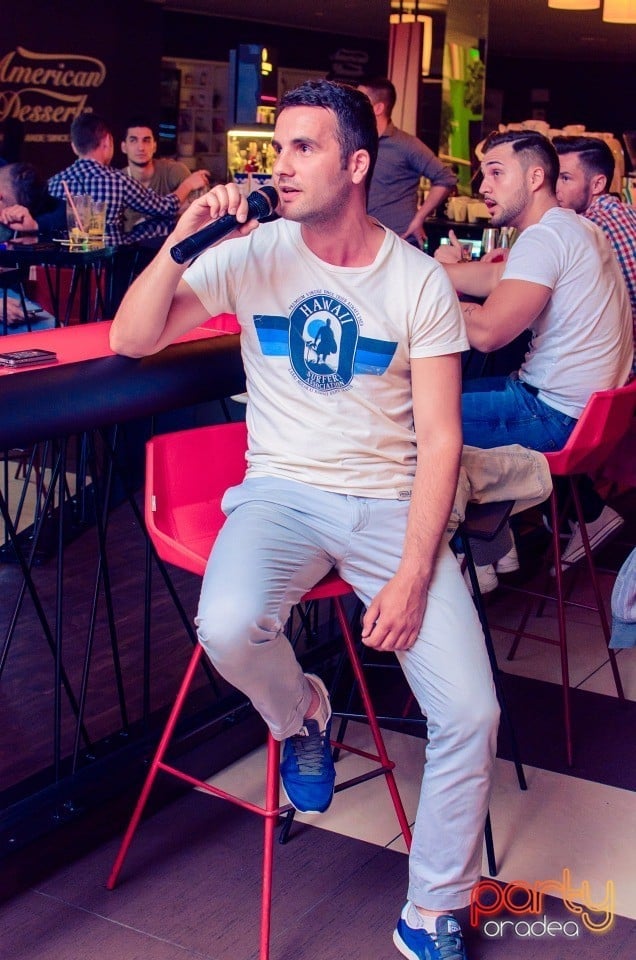 Karaoke Night, Billy Art Club