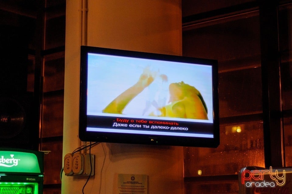 Karaoke Night, 