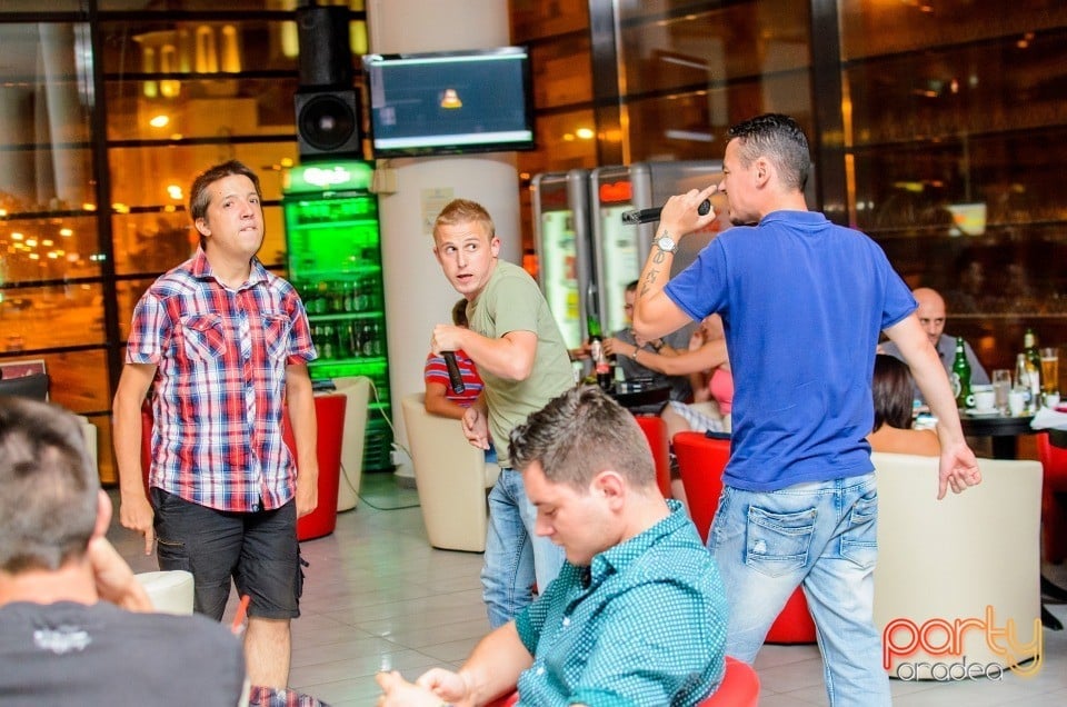 Karaoke Night, 