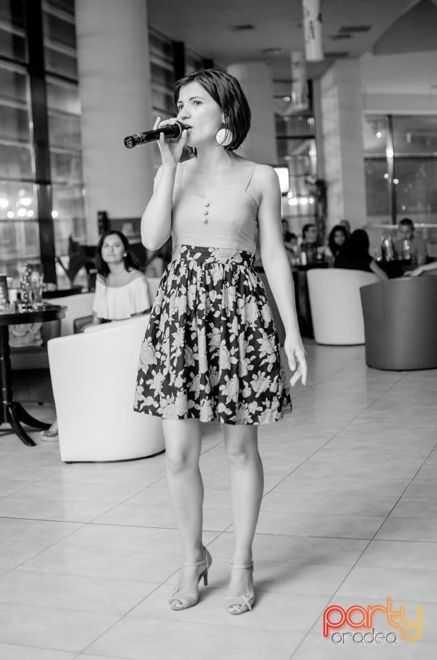 Karaoke Night, 