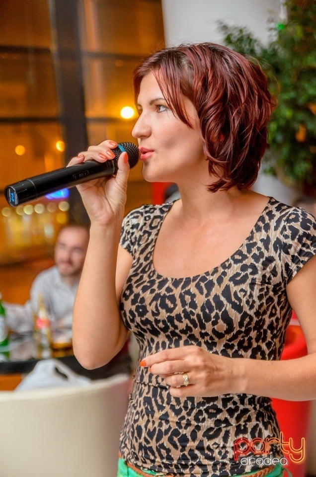 Karaoke Night, 