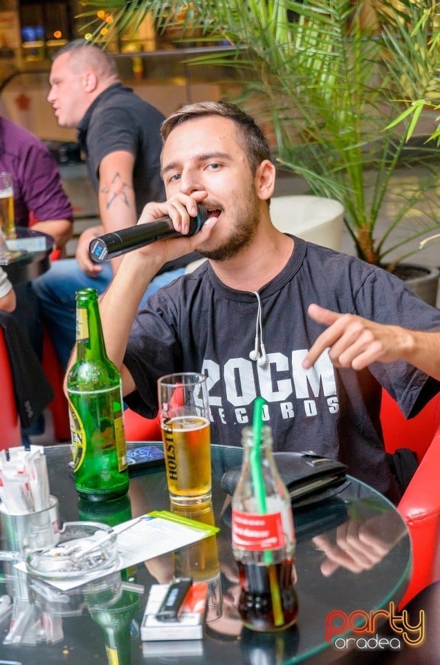 Karaoke Night, 