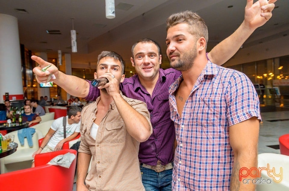 Karaoke Night, 