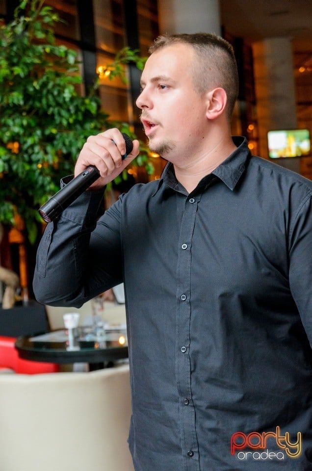 Karaoke Night, 