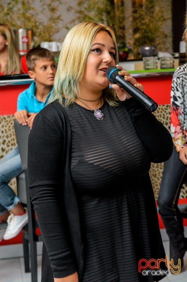 Karaoke Night, 