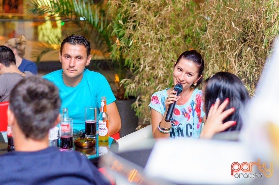 Karaoke Night, 