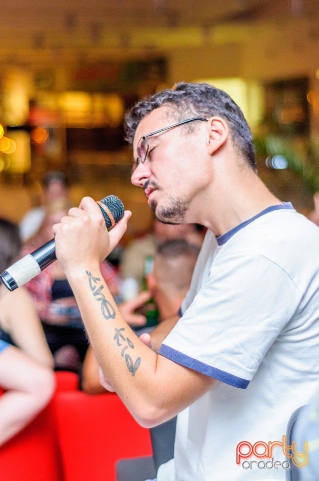 Karaoke Night, 