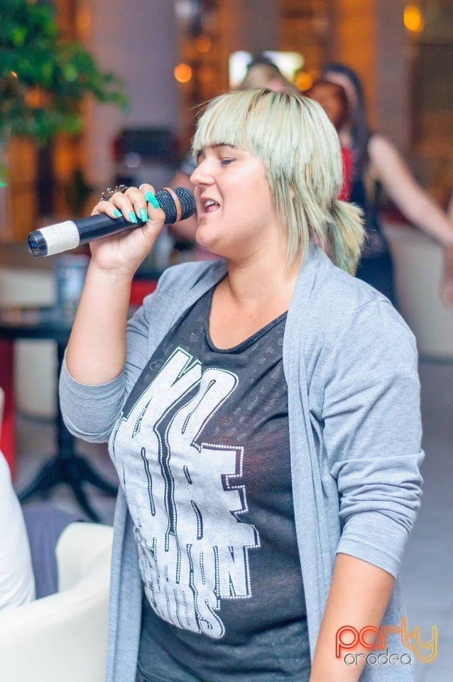 Karaoke Night, 