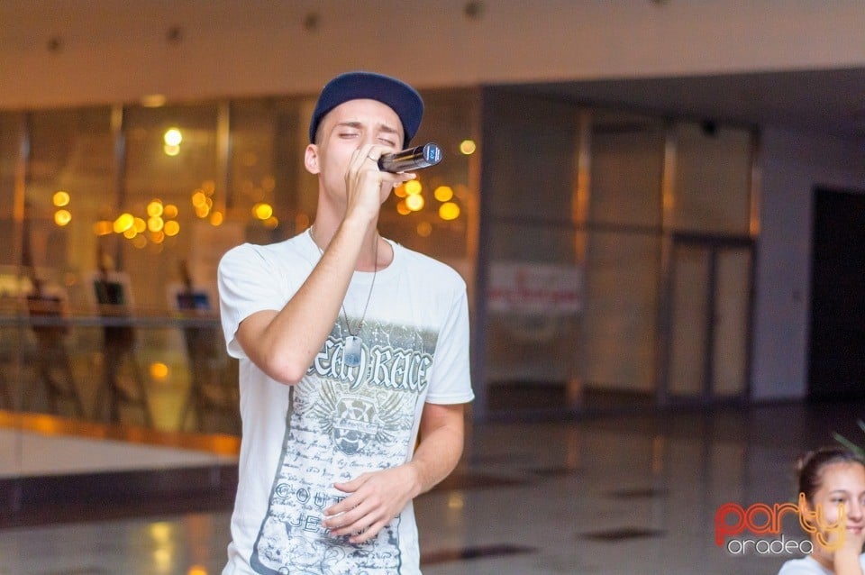 Karaoke Night, 