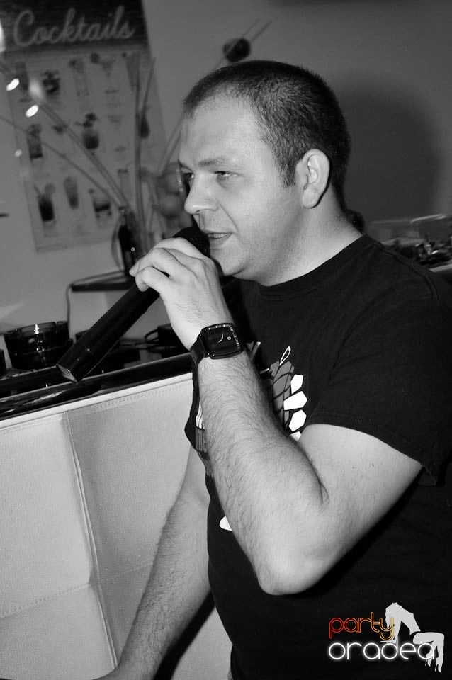 Karaoke Party @ Blondy's Art Café, 