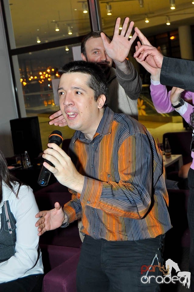 Karaoke Party @ Blondy's Art Café, 