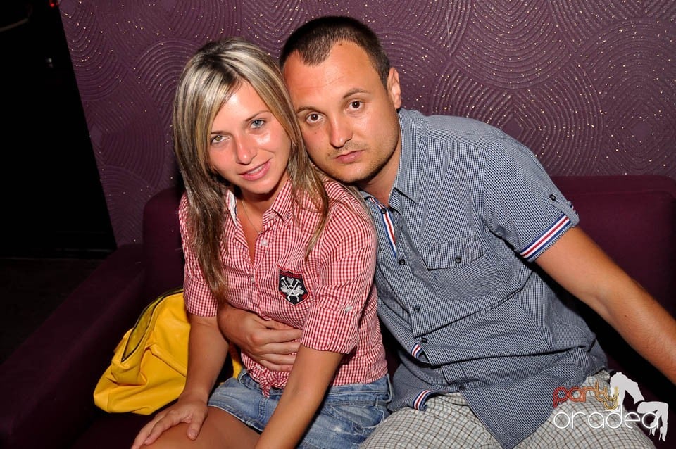 Karaoke Party în Blondy's Art Café, 